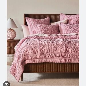 Anthropologie Brooke Heathered Pink Jersey Cotton Quilt Set